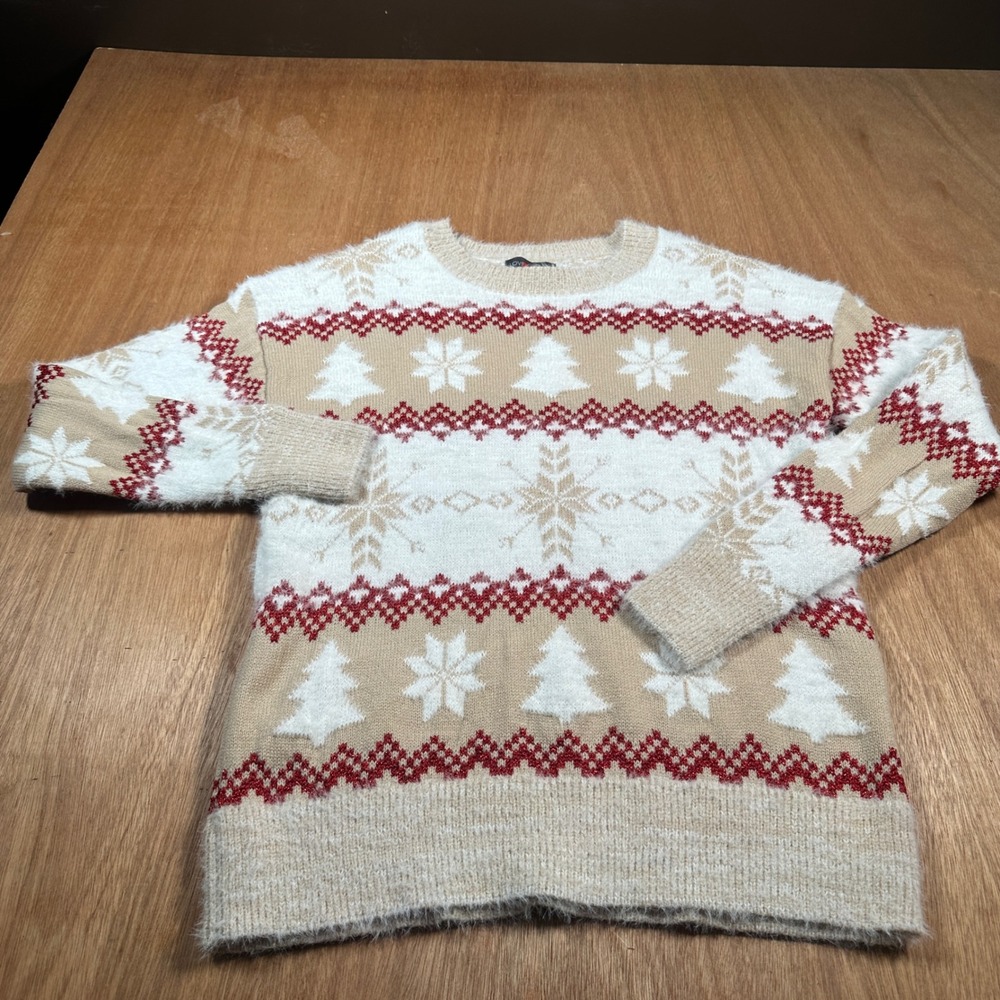 Love + Crazy Sweater Women Medium Tan Christmas Fair Isle Metallic Fuzzy Knit